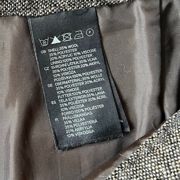 H&M Wool Trouser Shorts - Size 8 - Picture 7 of 7